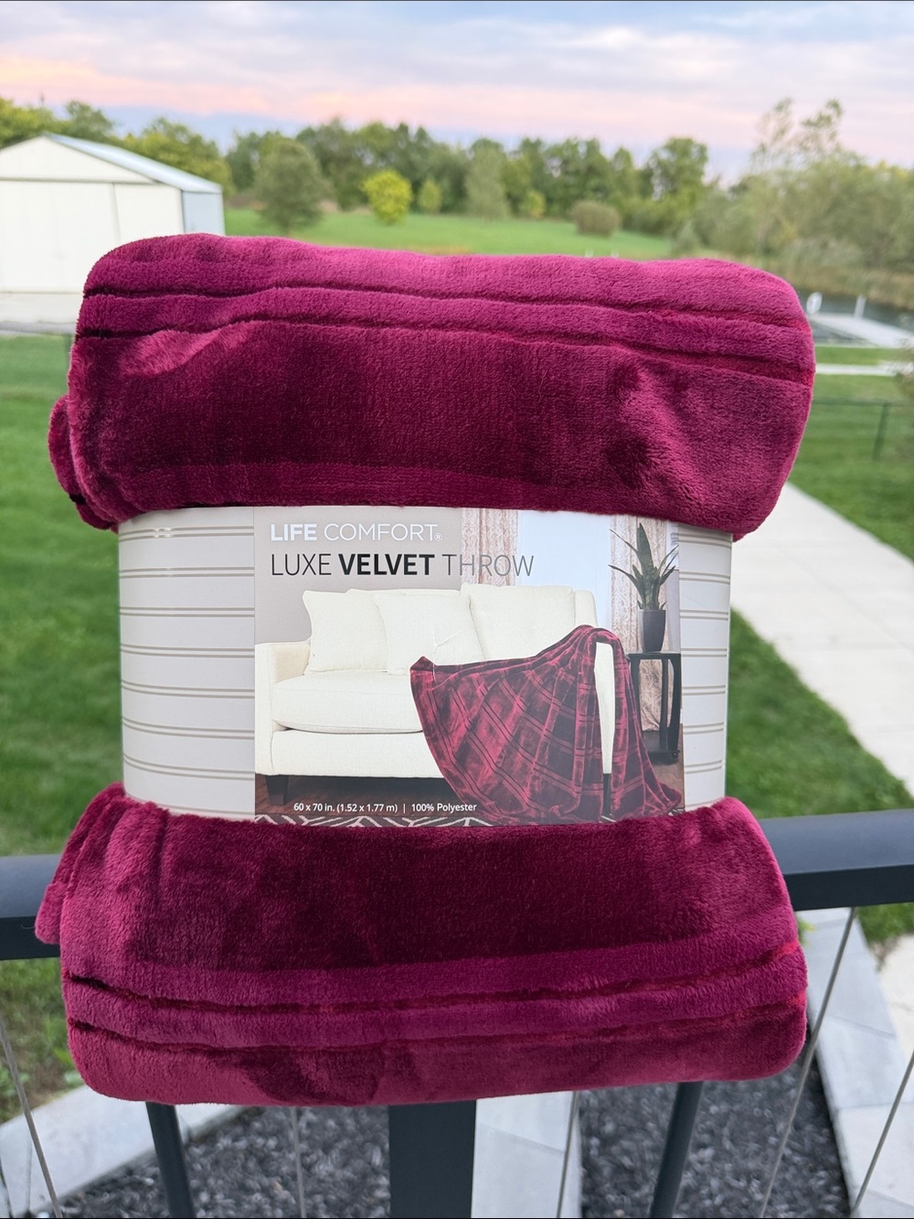Life Comfort Luxe Velvet Throw - Rich Magenta